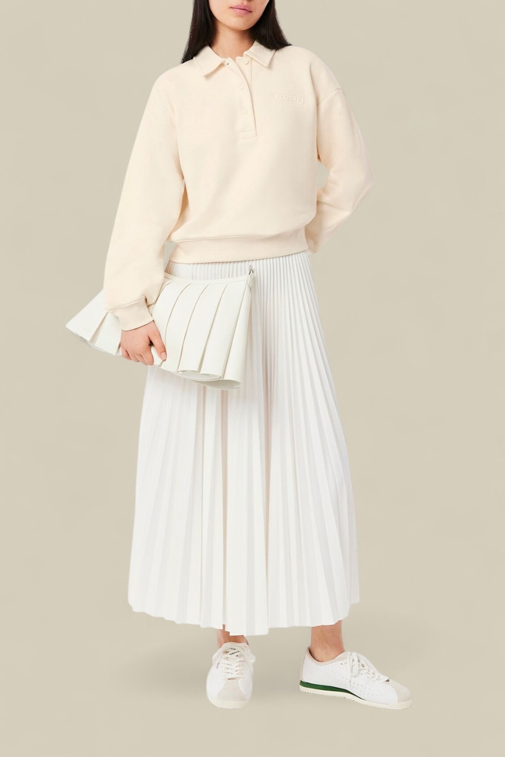 תמונת כל הלוק של סווטשירט פולו